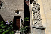 Castiglione Olona - chiesa del Corpo di Cristo (chiesa 'di Villa'), statua di Sant'Antonio Abate. 